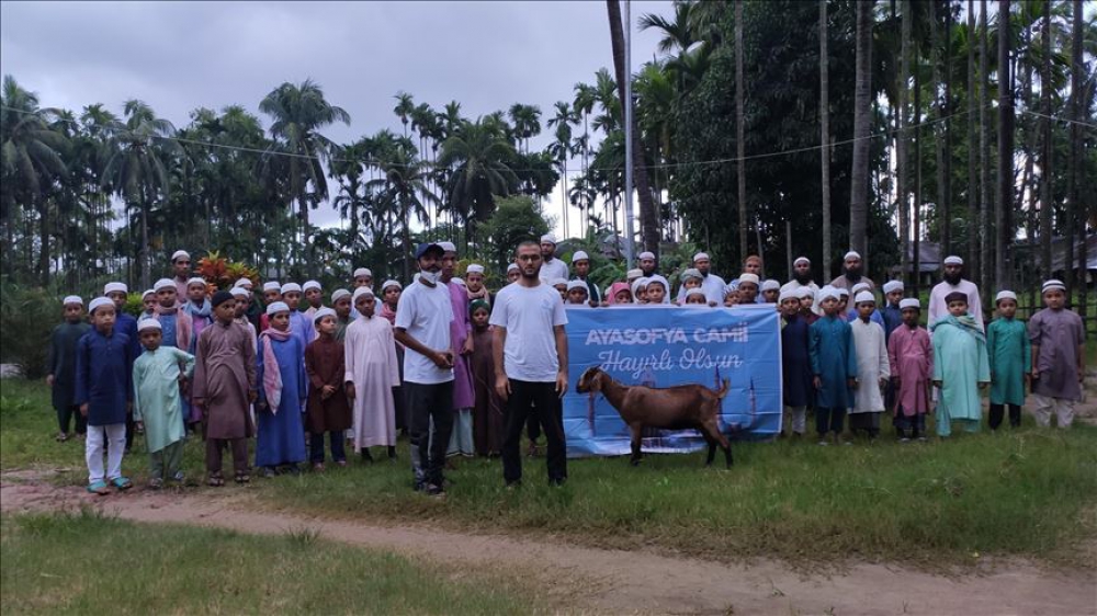 AA: Arakanlı ve Bangladeşli yetimler Ayasofya Camisi için dua etti